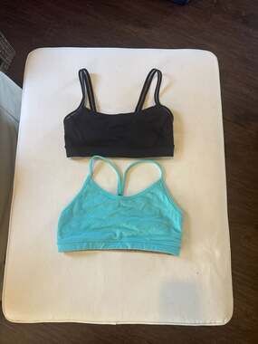 Lululemon Flow Y Nulu and Scoop Neck Sports Bra Bundle - Size 6